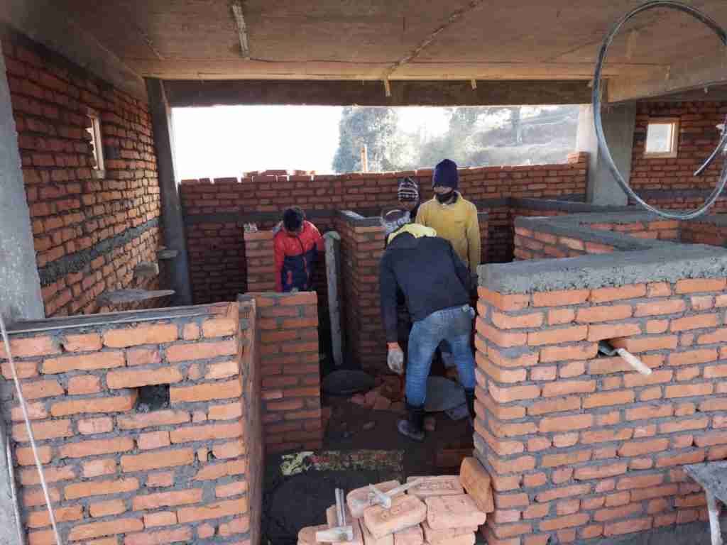 builders in action