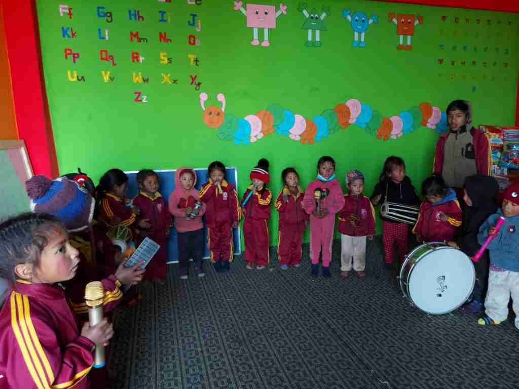 children making music